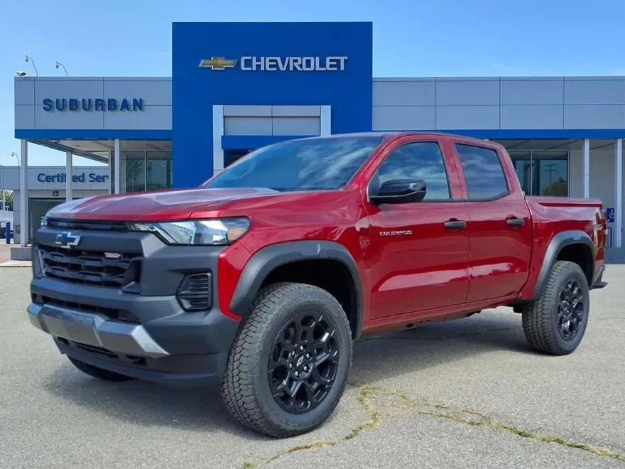 2026 Chevrolet Colorado Trail Boss photo 1