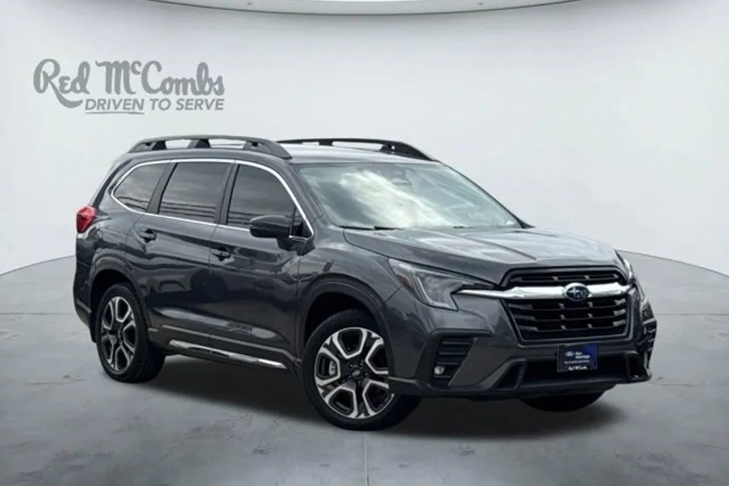 2023 Subaru Ascent Limited photo 1