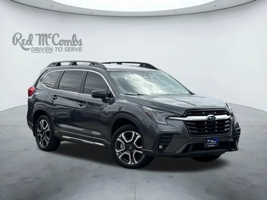 2023 Subaru Ascent Limited photo 1