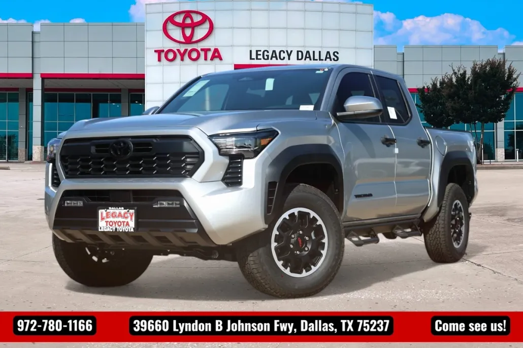 2025 Toyota Tacoma TRD Off-Road 4x4 Double Cab photo 1