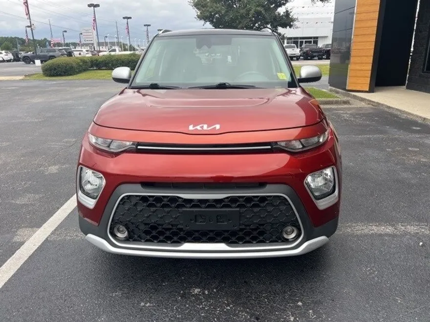 2022 Kia Soul X-Line photo 1