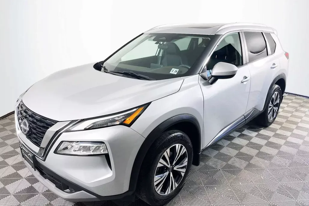 2023 Nissan Rogue SV photo 1