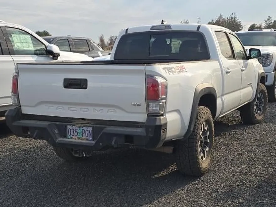 2023 Toyota Tacoma 4x4 TRD photo 1