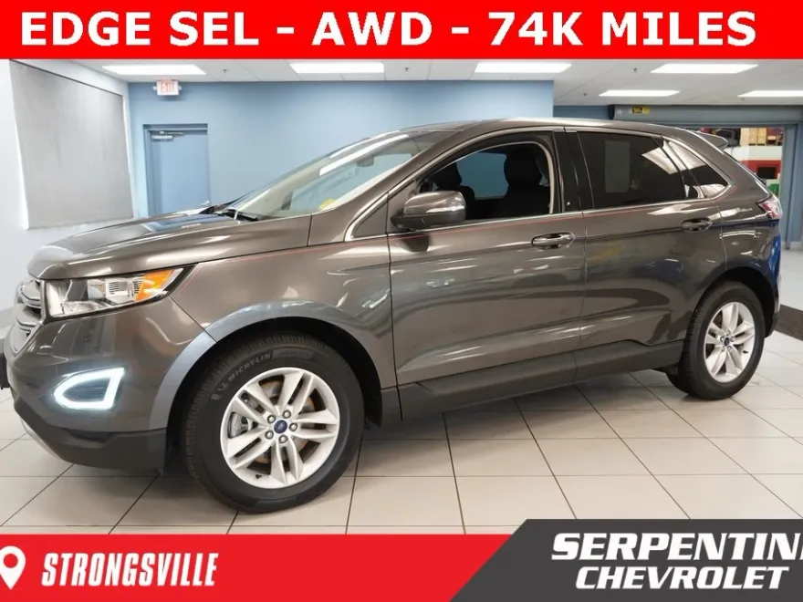 2017 Ford Edge SEL photo 1