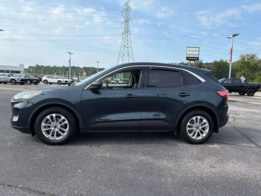 2022 Ford Escape SE photo 1
