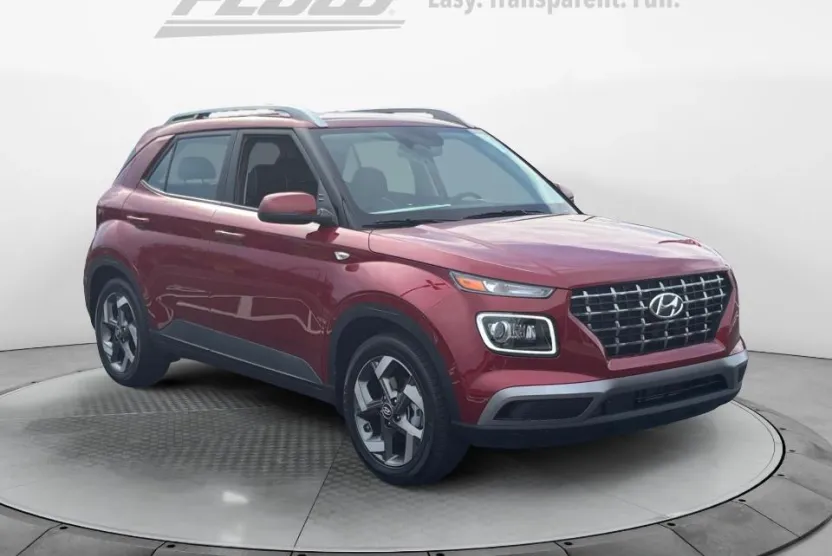 2025 Hyundai Venue Limited photo 1