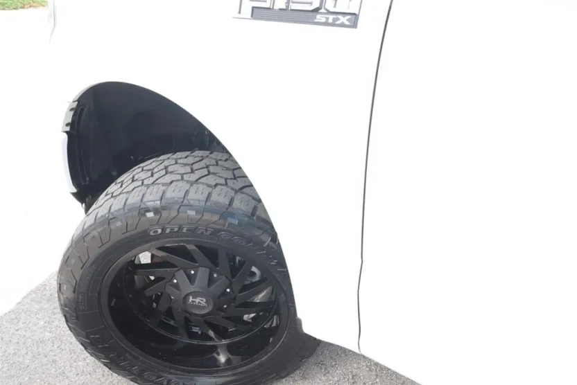 2020 Ford F-150 STX photo 1