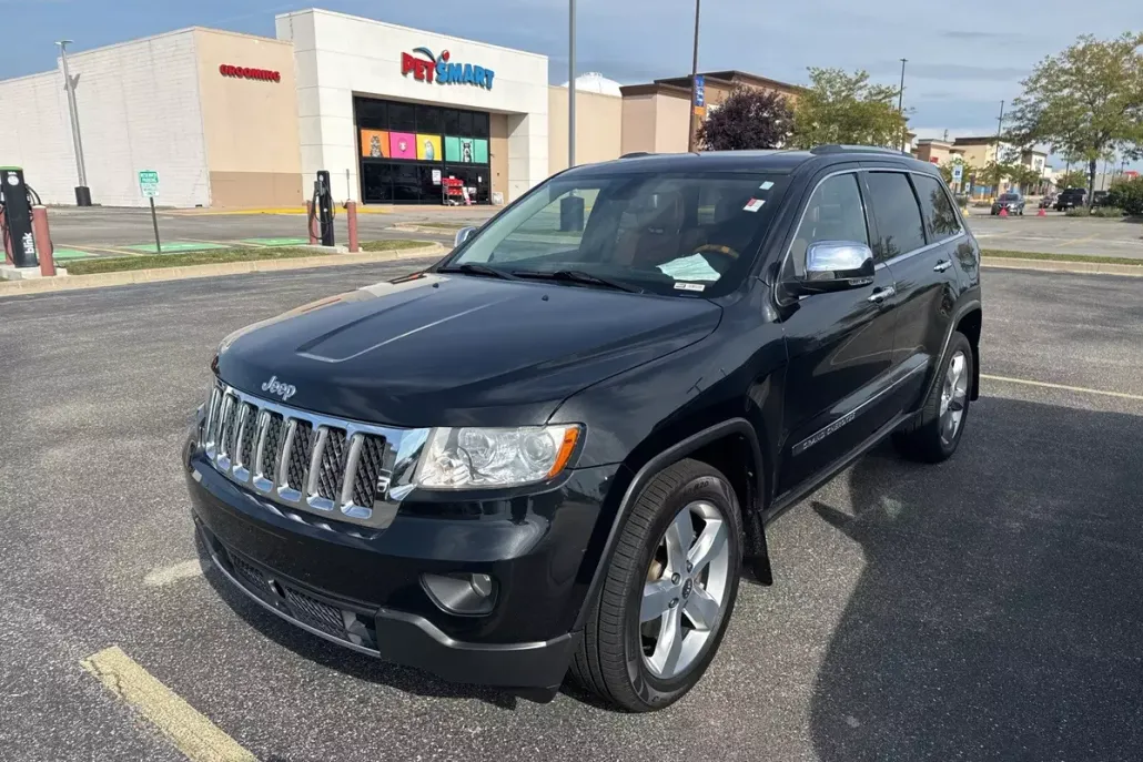 2013 Jeep Grand Cherokee Overland photo 1