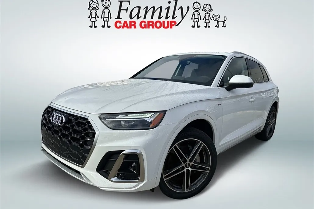 2025 Audi Q5 55 Premium Plus photo 1