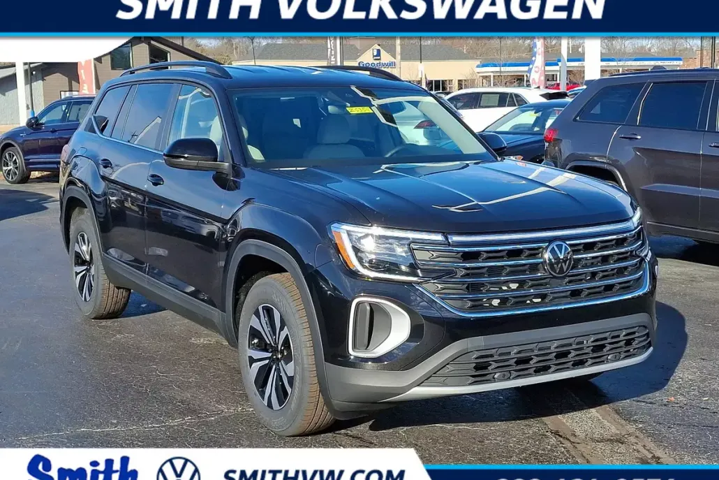 2025 Volkswagen Atlas SE photo 1