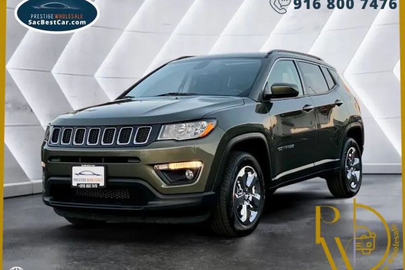 2018 Jeep Compass Latitude Sport photo 1
