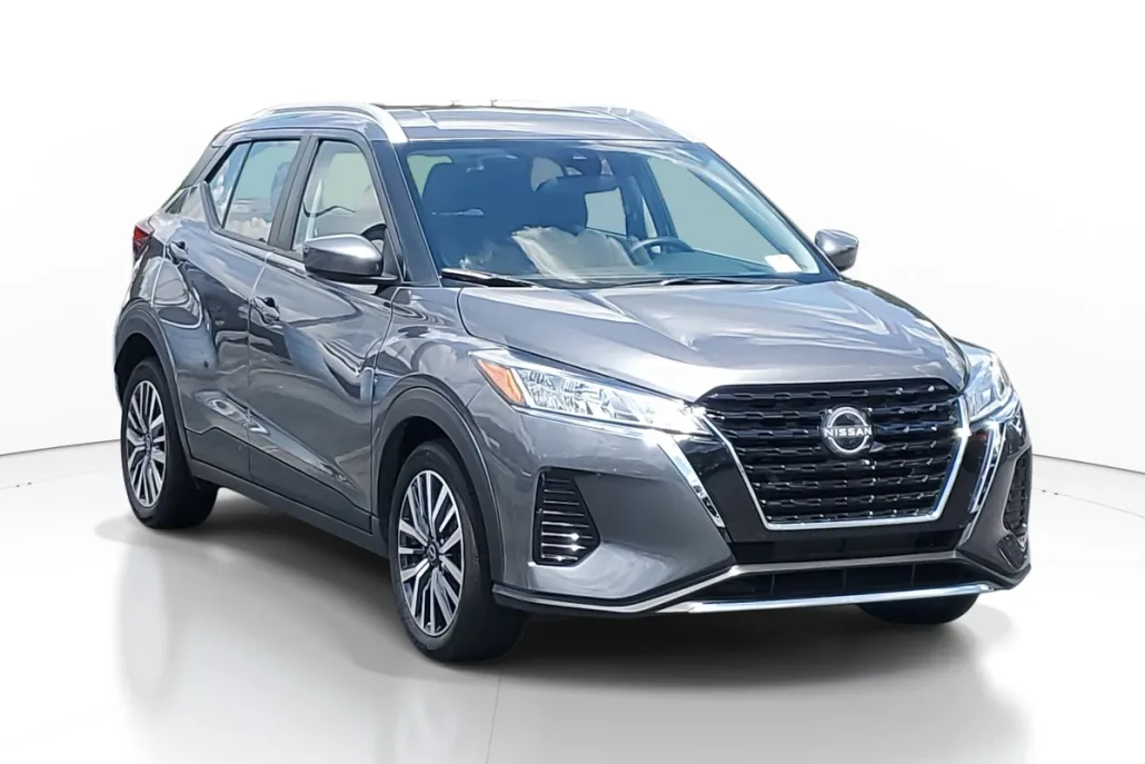 2024 Nissan Kicks SV photo 1