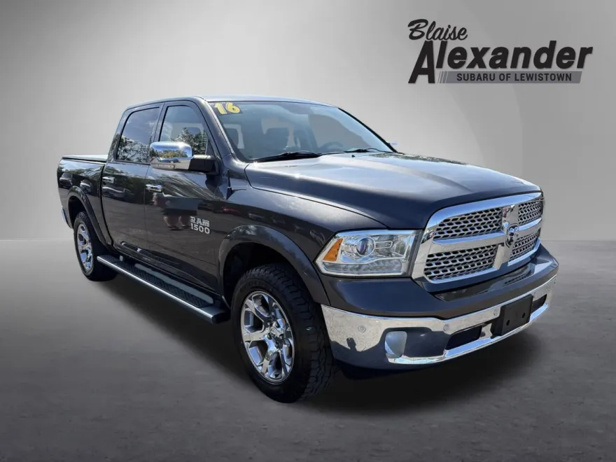 2016 Ram 1500 Laramie photo 1