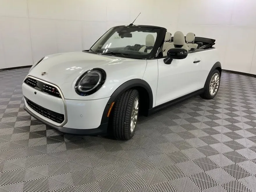 2026 Mini Cooper Convertible Iconic photo 1