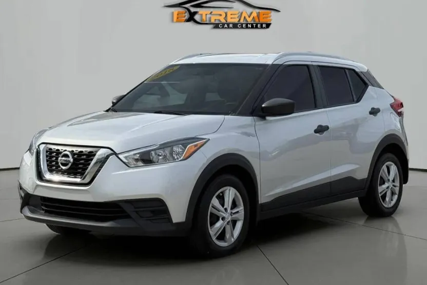 2018 Nissan Kicks S photo 1