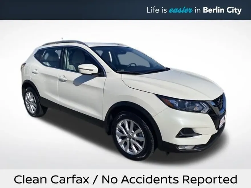2022 Nissan Rogue Sport SV photo 1