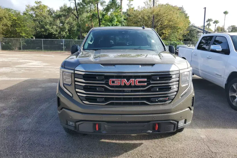 2024 Gmc Sierra 1500 AT4 photo 1