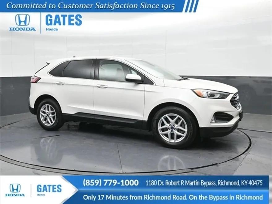 2021 Ford Edge SEL photo 1