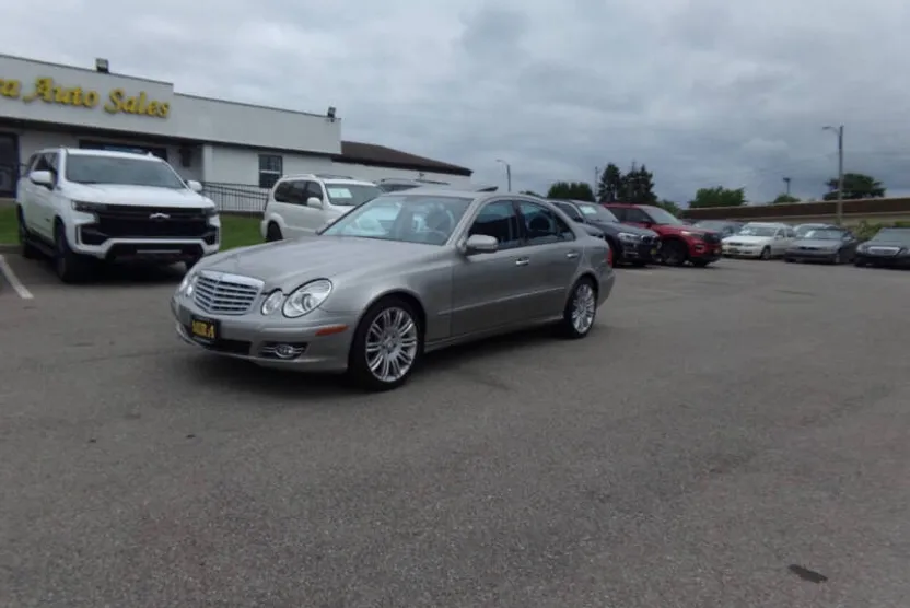 2008 Mercedes Benz E 4MATIC photo 1