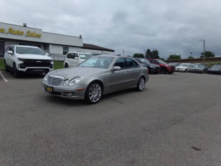 2008 Mercedes Benz E 4MATIC photo 1