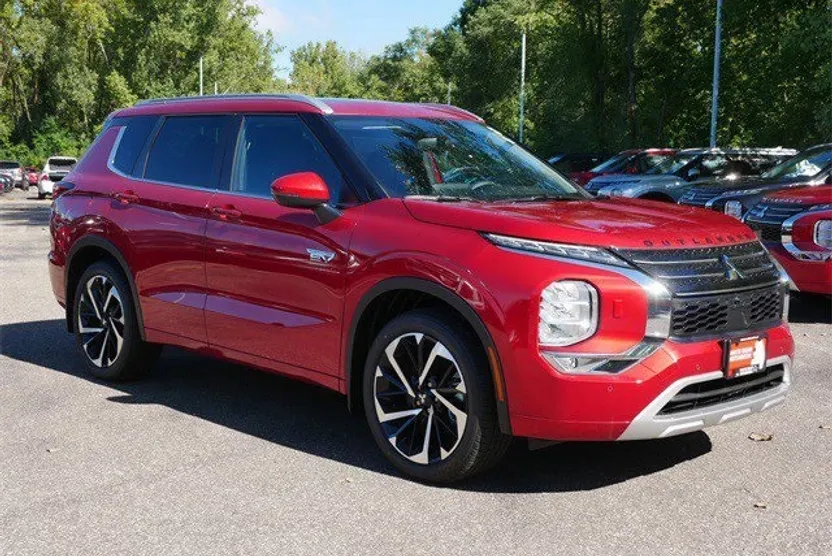 2025 Mitsubishi Outlander PHEV SEL photo 1
