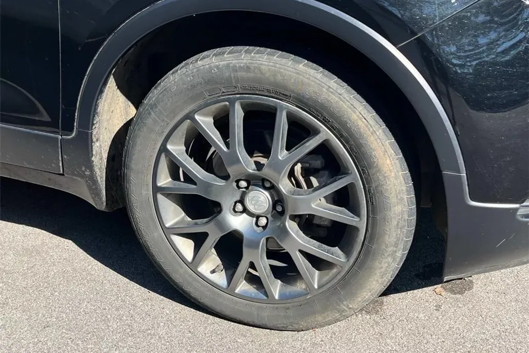 2018 Buick Encore Sport Touring photo 1