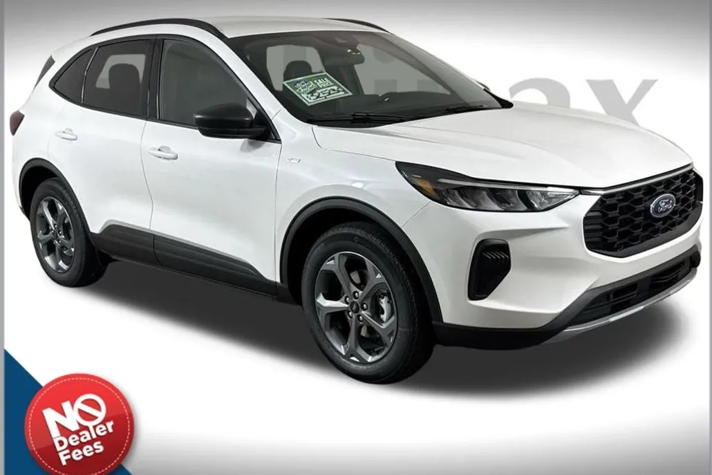 2025 Ford Escape ST-Line photo 1