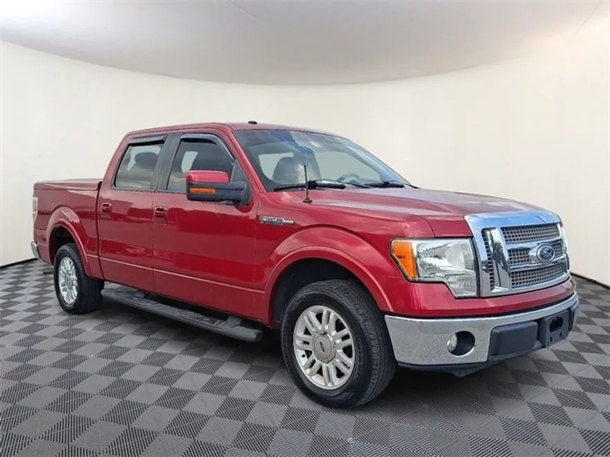 2010 Ford F-150 Lariat photo 1
