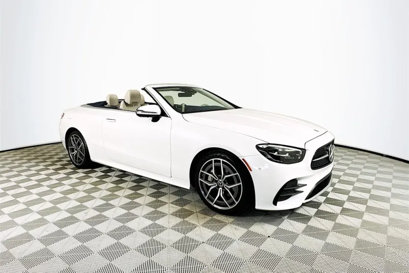 2023 Mercedes Benz E 450 Cabriolet photo 1