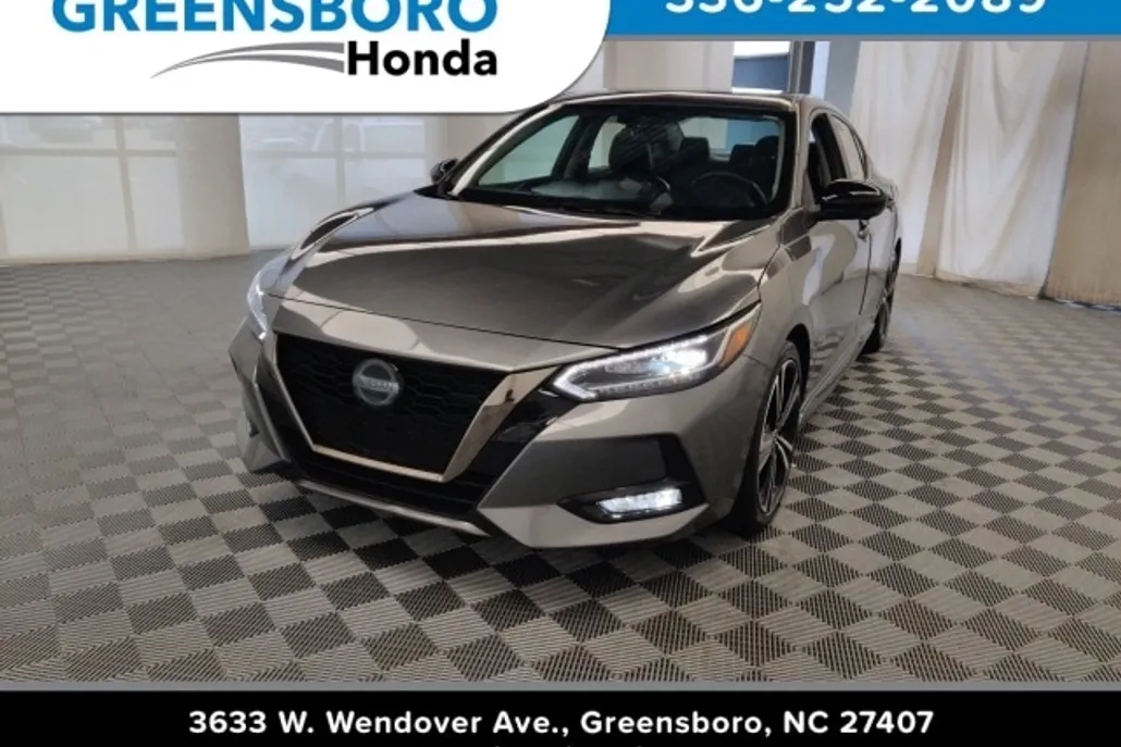 2022 Nissan Sentra SR photo 1