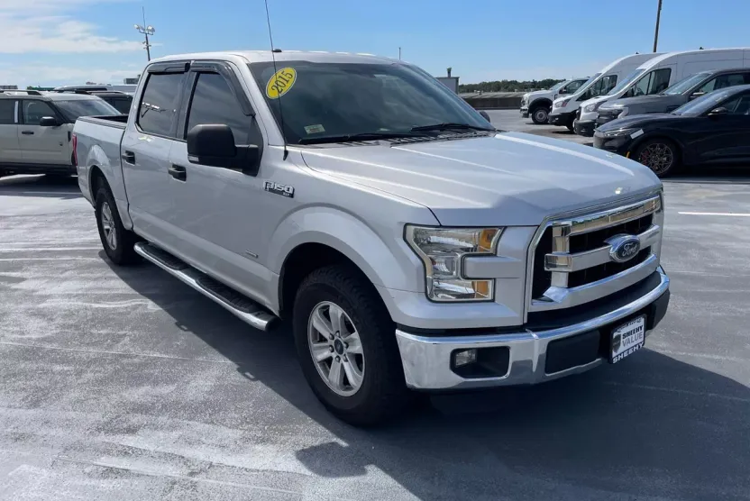2015 Ford F-150 XLT photo 1