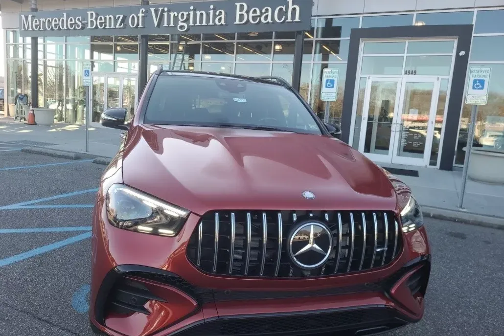 2025 Mercedes Benz GLE 53 AMG photo 1