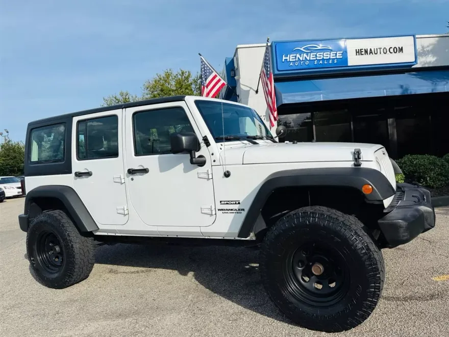 2016 Jeep Wrangler Unlimited Sport photo 1