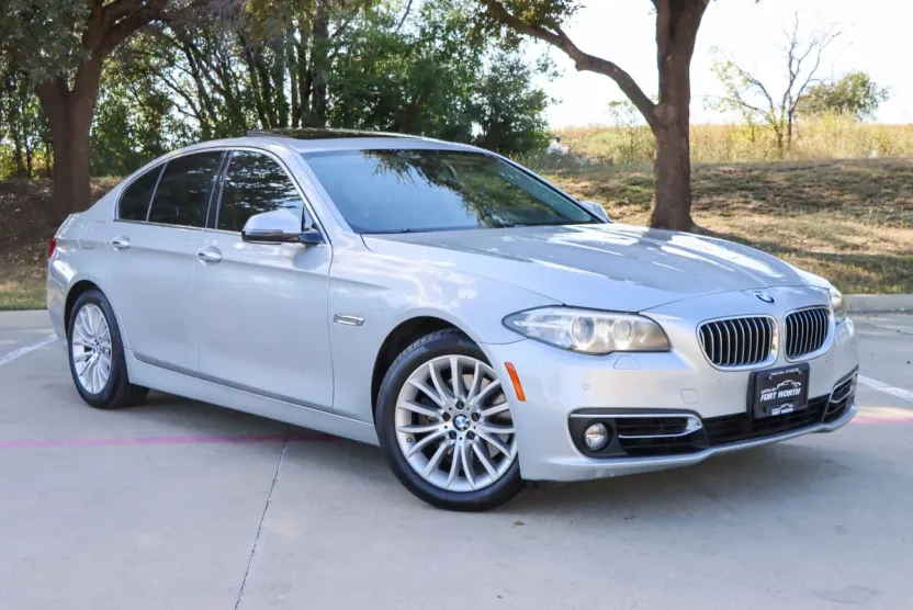 2015 Bmw 528i xDrive Sedan photo 1