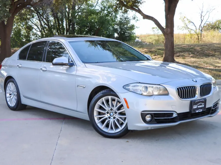 2015 Bmw 528i xDrive Sedan photo 1