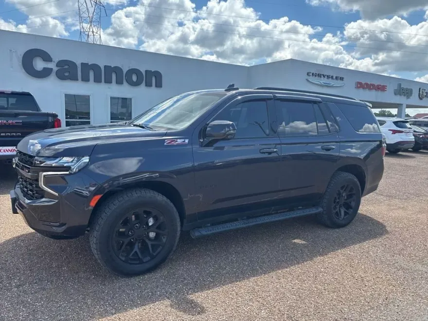 2023 Chevrolet Tahoe Z71 photo 1