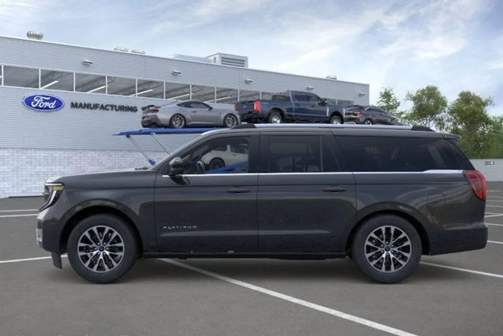 2025 Ford Expedition MAX Platinum photo 1
