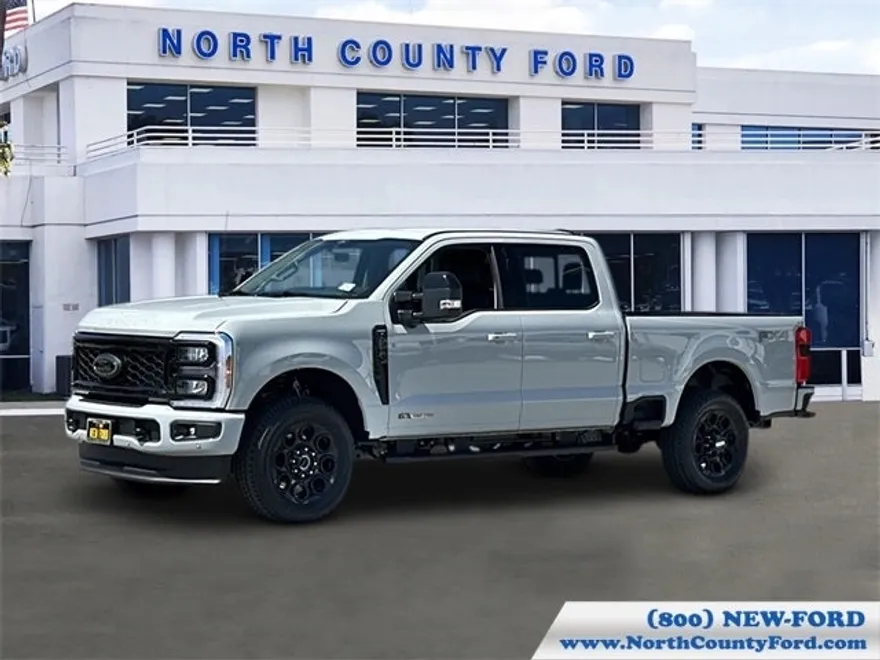 2025 Ford F-250 Lariat photo 1