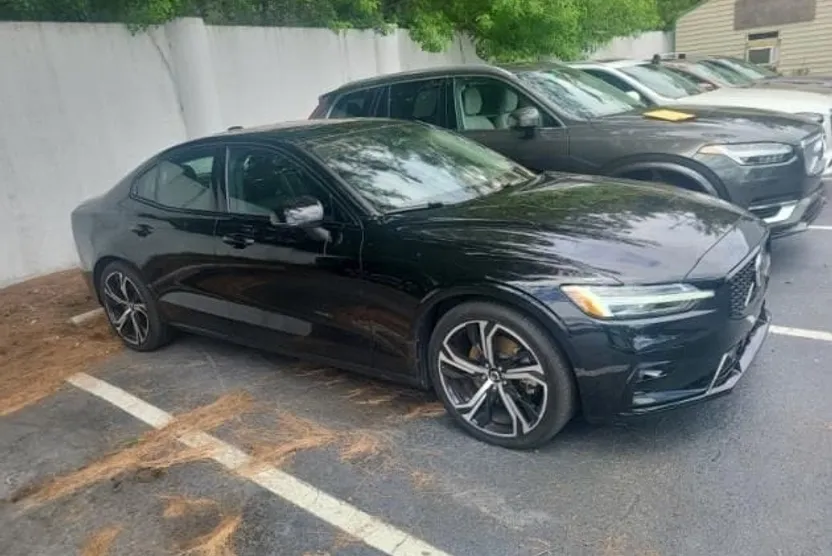 2023 Volvo S60 B5 Core photo 1