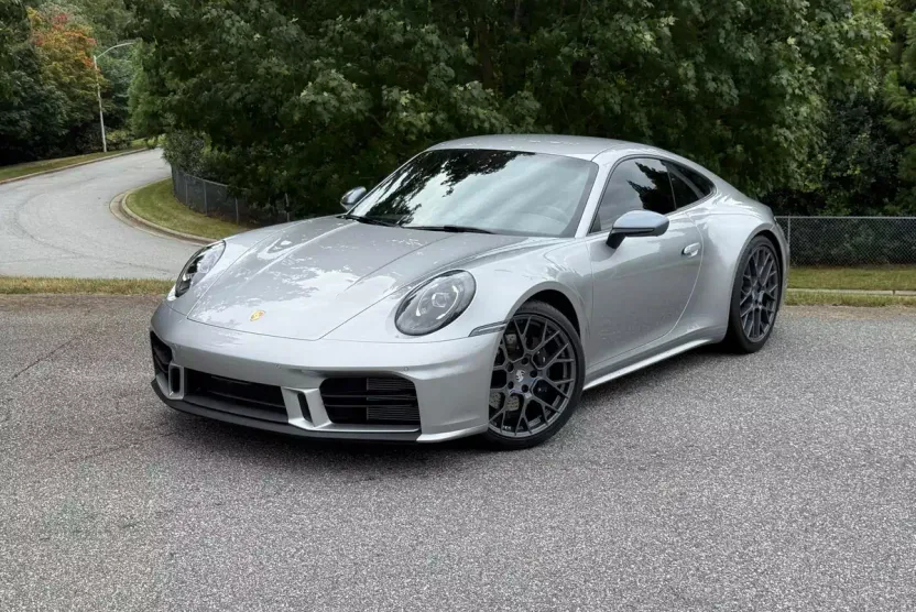 2026 Porsche 911 T photo 1