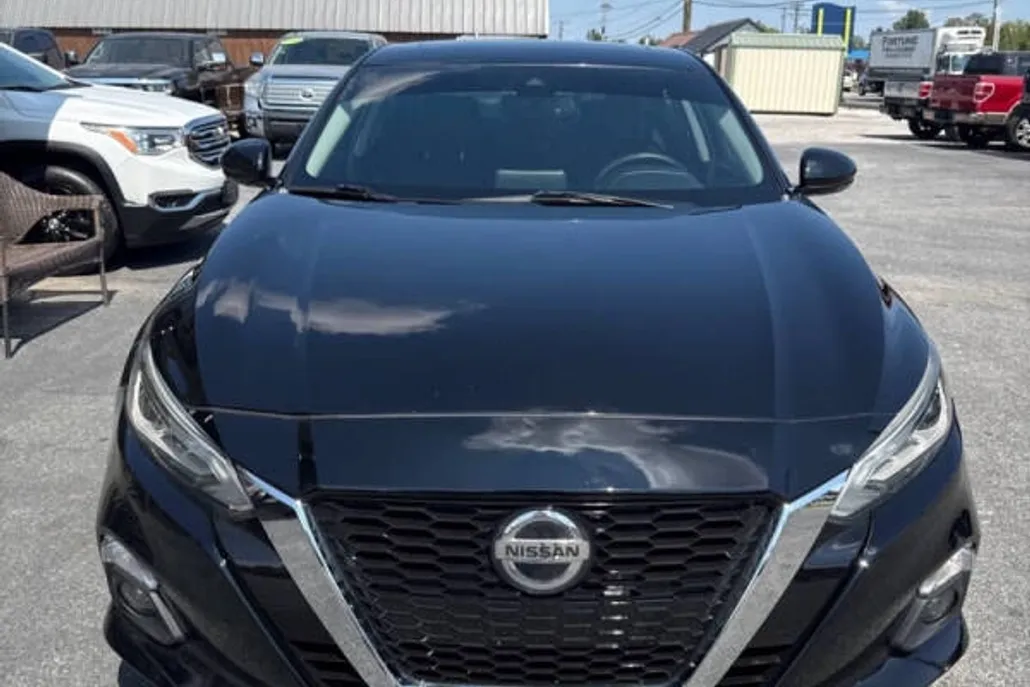 2020 Nissan Altima 2.5 SL photo 1