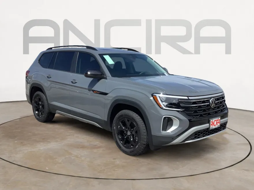 2025 Volkswagen Atlas Peak Edition SE photo 1