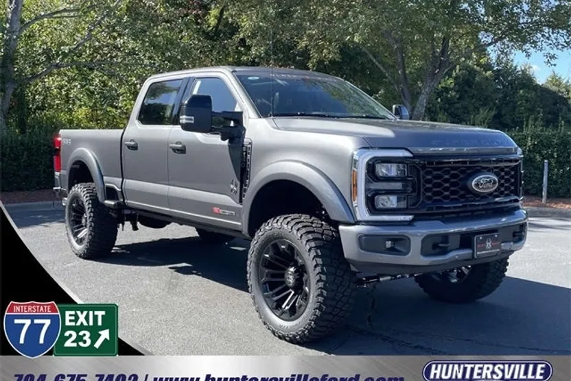 2025 Ford F-250 Lariat photo 1
