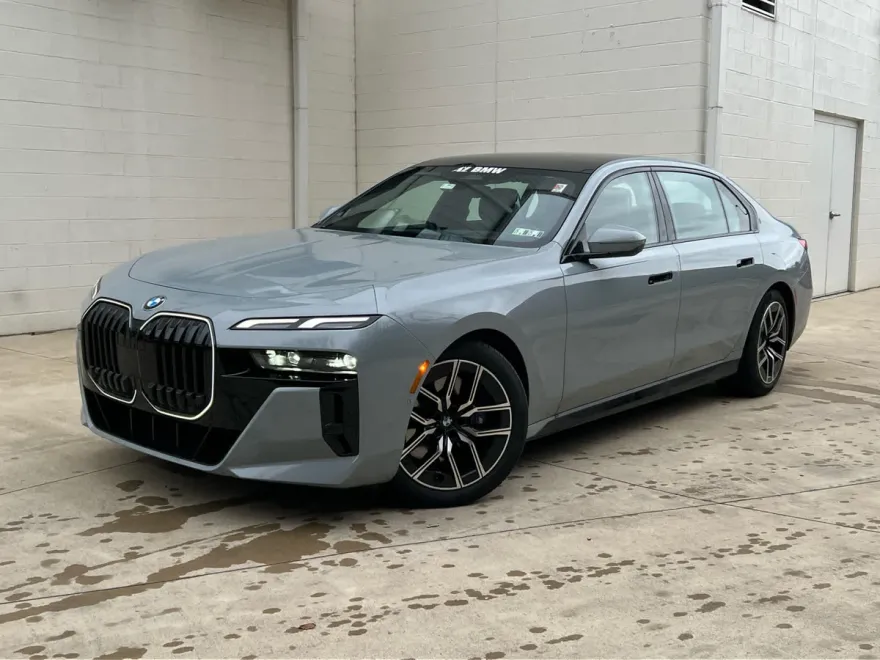 2025 Bmw 760i xDrive photo 1