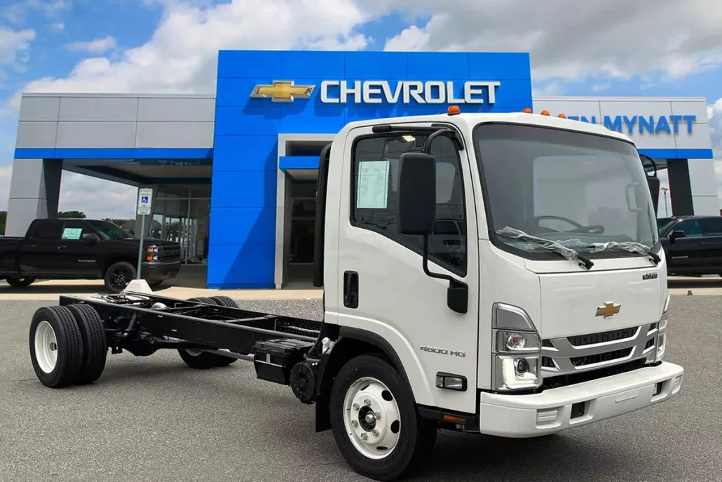 2025 Chevrolet Silverado 4500HD Base photo 1