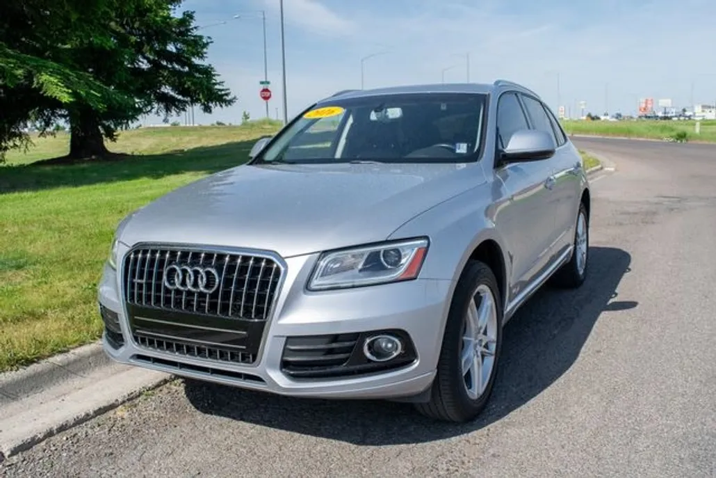2016 Audi Q5 2.0T Premium Plus photo 1