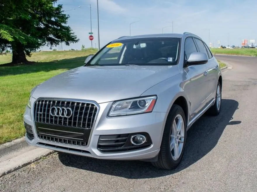 2016 Audi Q5 2.0T Premium Plus photo 1