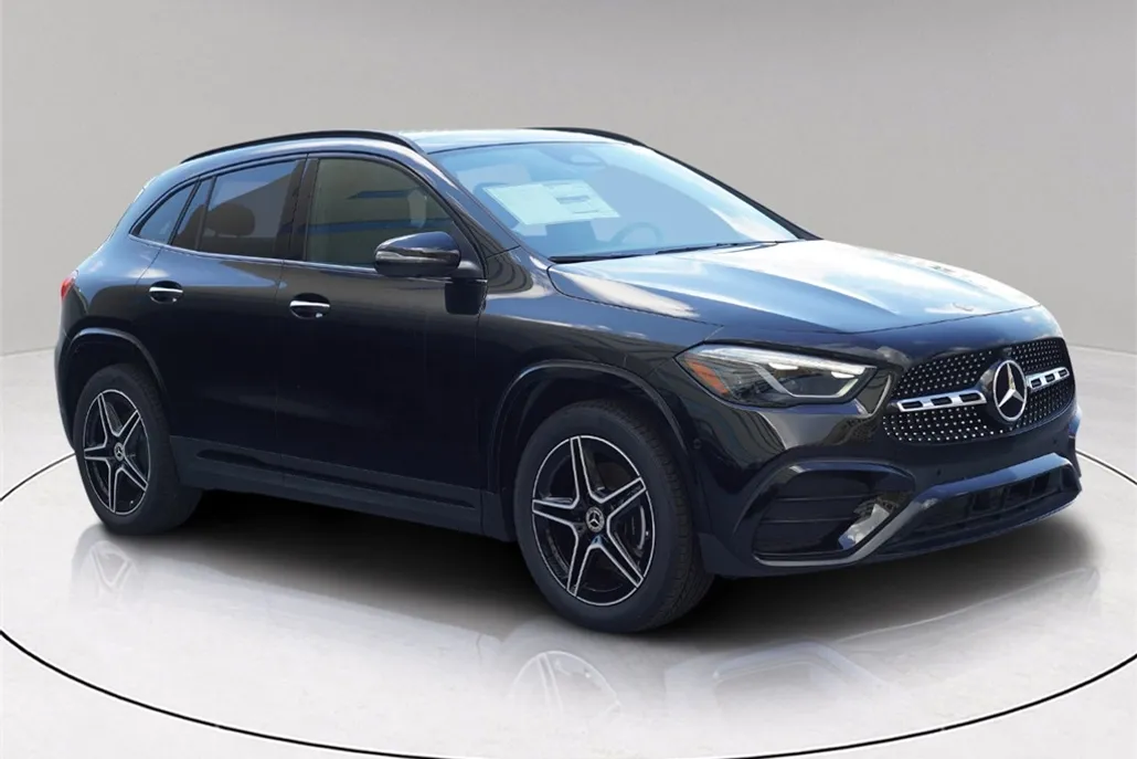 2025 Mercedes Benz GLA 250 photo 1
