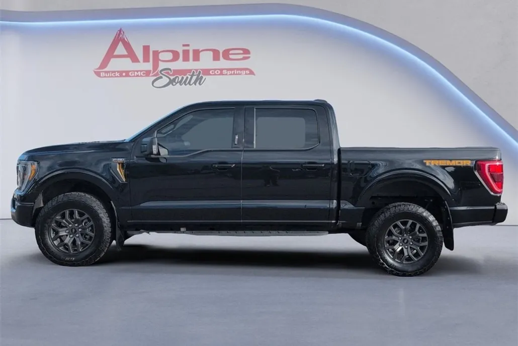 2023 Ford F-150 XL photo 1