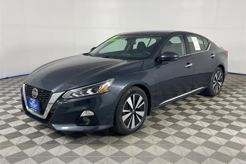 2019 Nissan Altima 2.5 SV photo 1